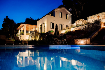 4-Bedroom Villa in Sv. Nedjelja for 8 Guests