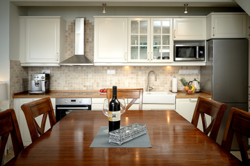 4-Bedroom Villa in Sv. Nedjelja for 8 Guests