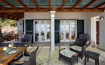 4-Bedroom Villa in Sv. Nedjelja for 8 Guests