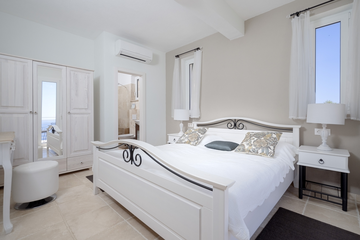 4-Bedroom Villa in Sv. Nedjelja for 8 Guests