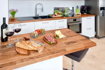 4-Bedroom Villa in Vrboska with Infinity Pool