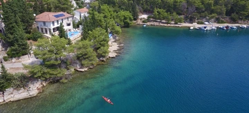 4-Bedroom Villa in Vrboska with Infinity Pool