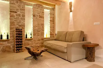 4-Bedroom Villa in Vrboska with Infinity Pool