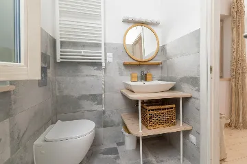 4-Bedroom Villa in Vrboska for Up to 11 Guests