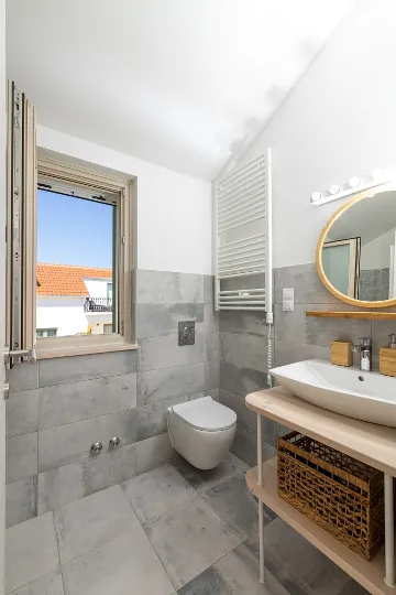 4-Bedroom Villa in Vrboska for Up to 11 Guests