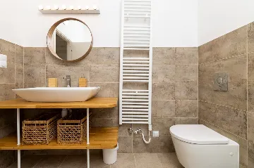 4-Bedroom Villa in Vrboska for Up to 11 Guests