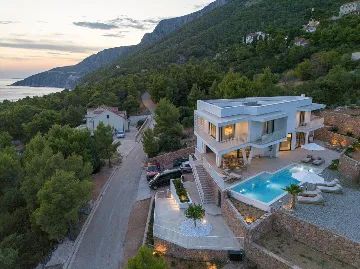 4-Bedroom Villa in Sveta Nedjelja for Up to 10