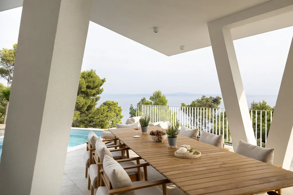 4-Bedroom Villa in Sveta Nedjelja for Up to 10