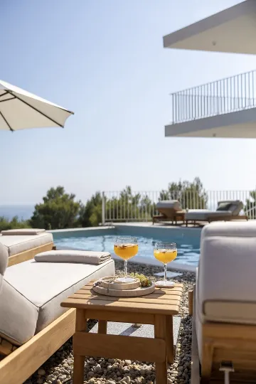 4-Bedroom Villa in Sveta Nedjelja for Up to 10