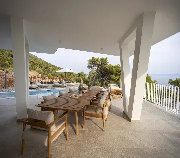 4-Bedroom Villa in Sveta Nedjelja for Up to 10