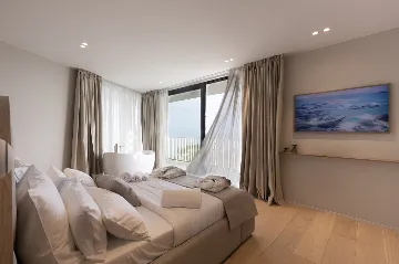 4-Bedroom Villa in Sveta Nedjelja for Up to 10