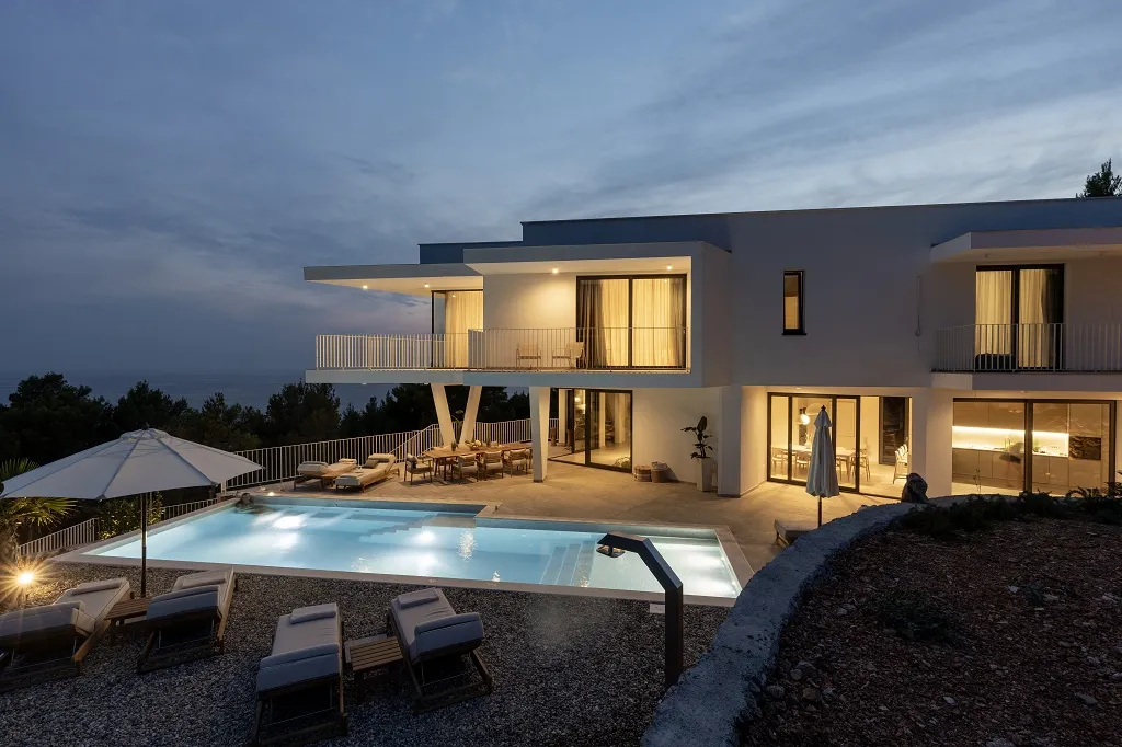 4-Bedroom Villa in Sveta Nedjelja for Up to 10