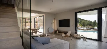 4-Bedroom Villa in Sveta Nedjelja for Up to 10