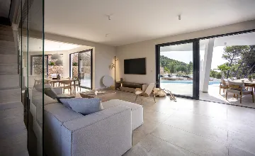 4-Bedroom Villa in Sveta Nedjelja for Up to 10