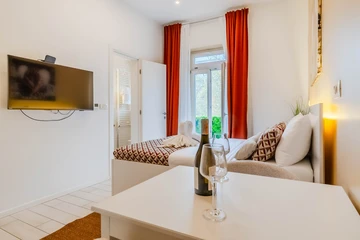 Studio Apartment in Zagreb for 2 Guests