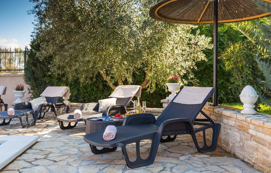 Pula Apartment for 2 Guests with Private Terrace