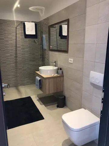 2-Bedroom Apartment for 4 Guests in Pula