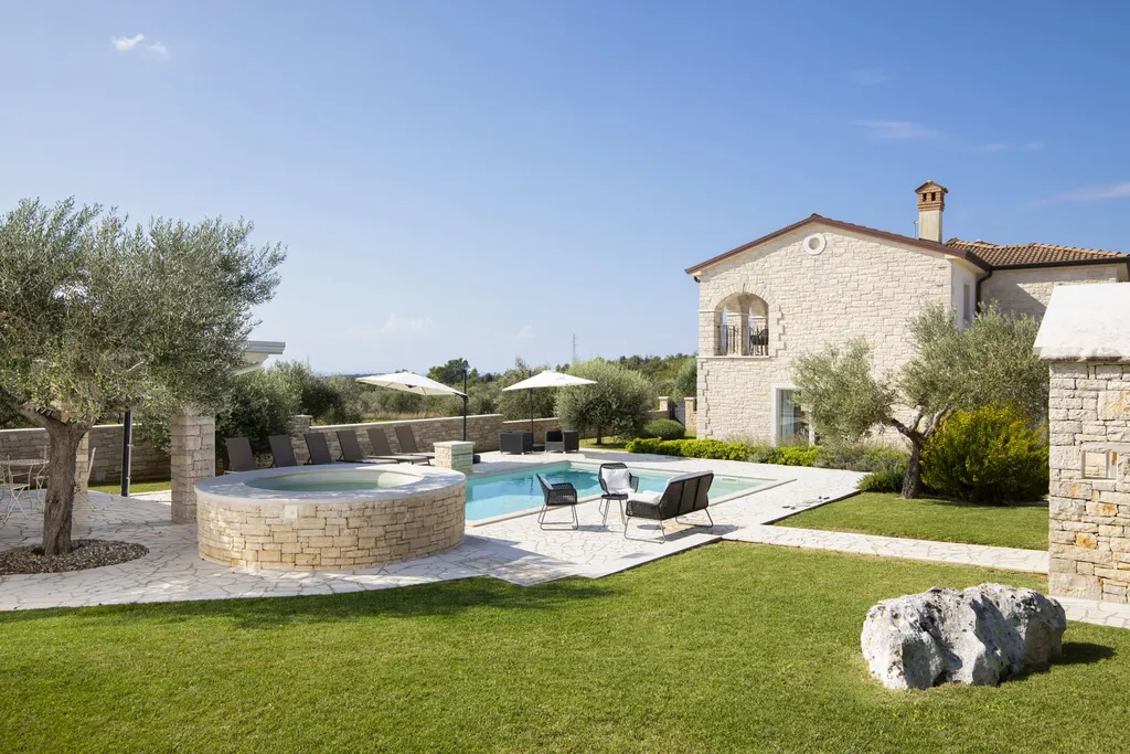 Rovinjsko Selo Villa for Up to 8 Guests
