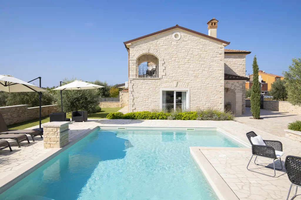 Rovinjsko Selo Villa for Up to 8 Guests