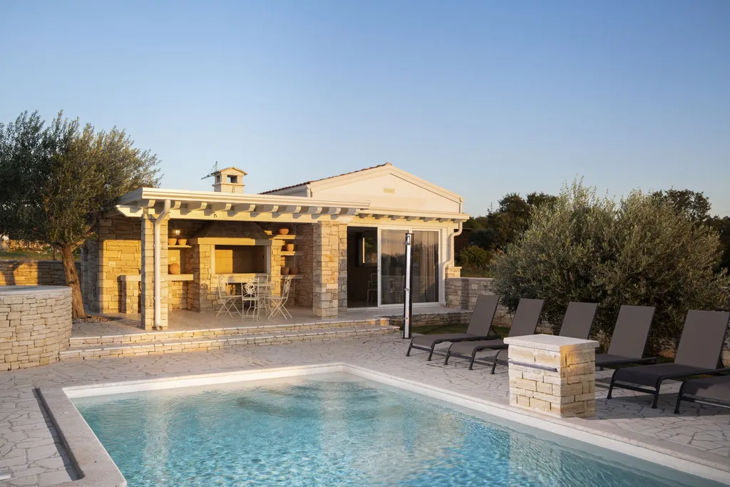 Rovinjsko Selo Villa for Up to 8 Guests