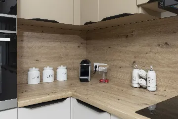 Villa with Private Pool for 8 Guests in Pula