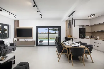 Villa with Private Pool for 8 Guests in Pula