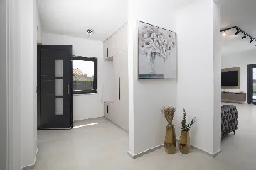 Villa with Private Pool for 8 Guests in Pula