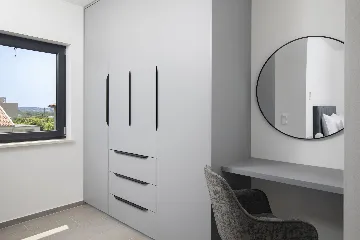 Villa with Private Pool for 8 Guests in Pula