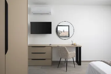 Villa with Private Pool for 8 Guests in Pula