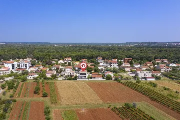 Villa with Private Pool for 8 Guests in Pula