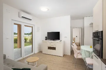 Medulin Villa for 12 Guests with Pool and Hot Tub