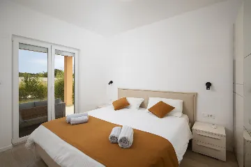 Medulin Villa for 12 Guests with Pool and Hot Tub