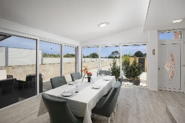 Medulin Villa for 12 Guests with Pool and Hot Tub