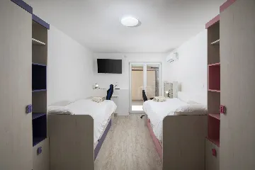 Medulin Villa for 12 Guests with Pool and Hot Tub