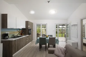 Medulin Villa for 12 Guests with Pool and Hot Tub