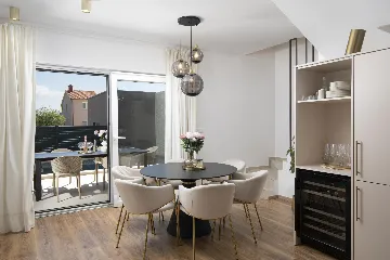 Modern 2-Bedroom Villa in Ližnjan for 6 Guests