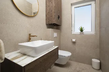 Modern 2-Bedroom Villa in Ližnjan for 6 Guests