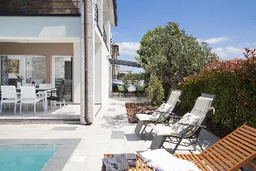 4-Bedroom Villa with Pool in Vodnjan