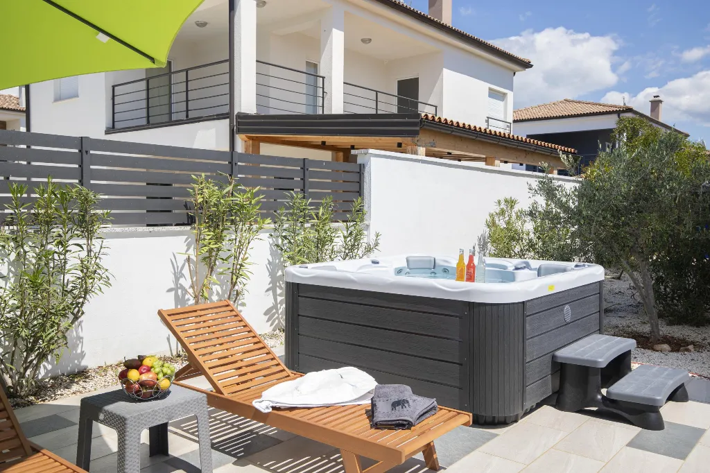 4-Bedroom Villa with Pool in Vodnjan