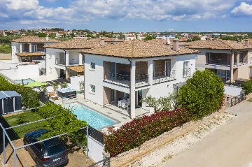 4-Bedroom Villa with Pool in Vodnjan