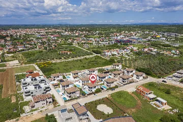 4-Bedroom Villa with Pool in Vodnjan