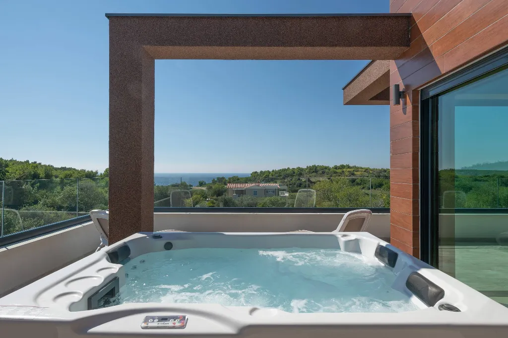 Sea-View Villa in Premantura for Up to 10 Guests