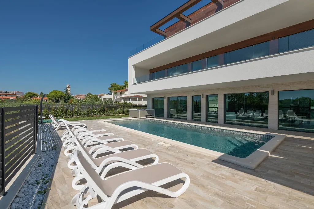Sea-View Villa in Premantura for Up to 10 Guests
