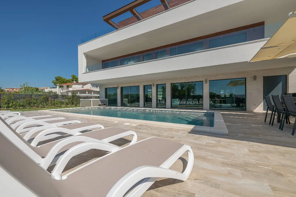Sea-View Villa in Premantura for Up to 10 Guests