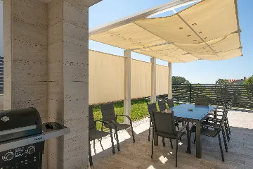 Sea-View Villa in Premantura for Up to 10 Guests