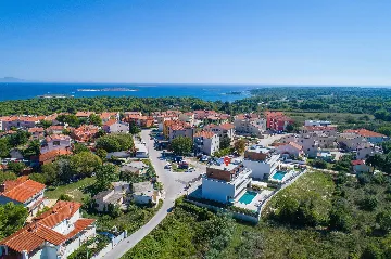 Sea-View Villa in Premantura for Up to 10 Guests