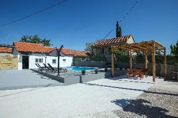 Glavica Villa with Private Pool for up to 6 Guests