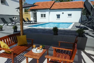 Glavica Villa with Private Pool for up to 6 Guests