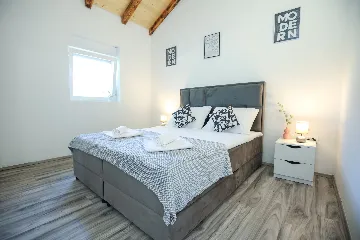 Glavica Villa with Private Pool for up to 6 Guests