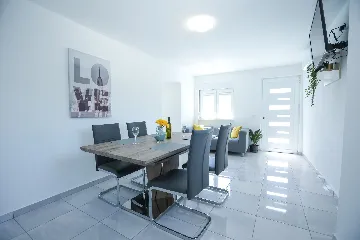 Glavica Villa with Private Pool for up to 6 Guests